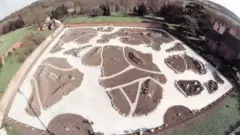 O jardim com os continentes separados, antes do plantio