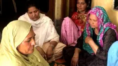 ਸ਼ਨੀਵਾਰ ਦੇਰ ਸ਼ਾਮ ਕੈਨੇਡਾ ਦੇ ਟੋਰਾਂਟੋ ਨਜ਼ਦੀਕ ਸੜਕ ਹਾਦਸੇ ਵਿੱਚ ਪੰਜ ਭਾਰਤੀ ਨੌਜਵਾਨਾਂ ਦੀ ਮੌਤ ਹੋਈ ਹੈ