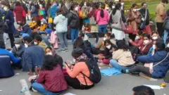 एम्स में नर्सों की हड़ताल