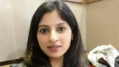 ثنا محمد چې مخکې دیوې انماتالیګاډو نومېده، د وژل کېدو پر مهال د نهو میاشتو مېندواره و.