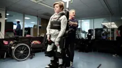 екзоскелет