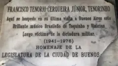 Placa que homenageia Tenorinho no Hotel Normandie, em Buenos Aires