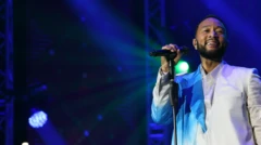 Igitaramo cya John Legend i Kigali carimo abantu babarirwa mu bihumbi.