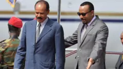 Pireezidant Isaayyaas Afawarqii Itoophiyaatti Ministira Muummee Abiyyiin yoo simataman