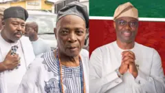 Sẹnẹtọ Sharafadeen Alli wọ agbada funfun ati fila, Olubadan ti ilẹ Ibadan, Ọba Rashidi Ladoja ati Gomina Seyi Makinde naa wọ aṣọ funfun pẹlu fila lori