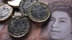 Türk Lirası, gelişmiş ülkelerin para birimlerine karşı değer kaybetmeye devam ediyor. Bu duruma paralel olarak İngiltere'nin para birimi pound, 10 TL oldu.