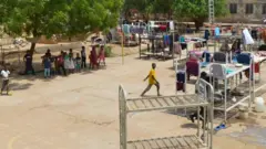 ተፈናቐልቲ ኣብ መዕቆቢ