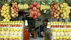 بائع مشروبات