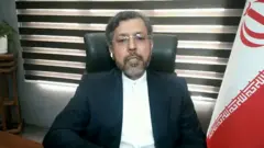 伊朗副外長：將持續自衛行動 警告特朗普勿捲入這場戰爭