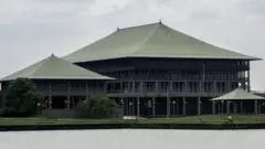 පාර්ලිමේන්තුව