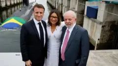 Macron, Janja e Lula no Brasil