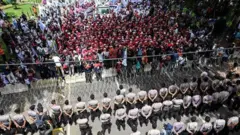 Namoota hiriirarra jiran