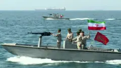 مقامات آمریکایی: حملات پهپادی و موشکی به عربستان از جنوب ایران شروع شد