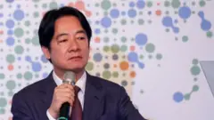 台灣總統賴清德上任一百天：秉持「不卑不亢」下 有哪些「內憂外患」？