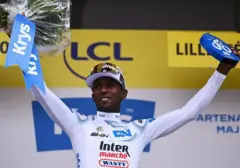 ቢንያም ግርማይ ዙር ፈረንሳ 2025 ንዝበለጸ መንእሰይ ንእትውሃብ ጻዕዳ ማልያ ወኒኑ 