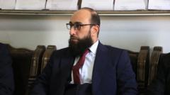 Syrian Arab Republic: Extensive debate after the appearance of the Deputy Governor of Raqqah Shadi Waisi during an official tour