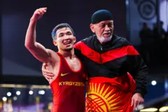 Жоламан Шаршенбеков машыктыруучусу Хаким Махмудов менен