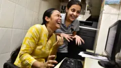 પ્રતીકાત્મક તસવીર