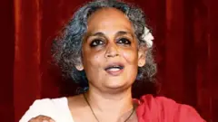 அருந்ததி ராய் மீது யுஏபிஏ வழக்கு