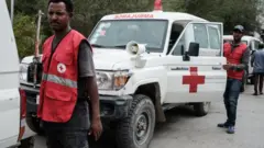 ሰራሕተኛታት ቀይሕ መስቀል ኣብ ቶጎጋ