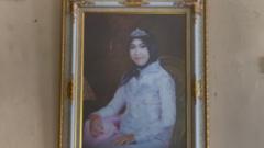 kasus-mutilasi-di-padang-pariaman-disebut-sebagai-femisida-saya-berharap-jenazah-anak-saya-bisa-segera-dikebumikan