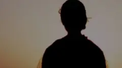 নারী
