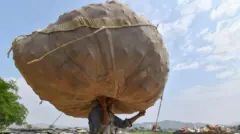 இந்திய குடும்பங்களின் கடன் அதிகரிப்பு