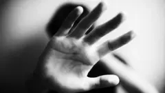 آموزش مسائل جنسی به کم شدن آزار و سوءاستفاده چه کمکی می‌کند؟