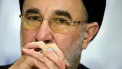 یادداشت خاتمی در گاردین: اصلاح طلبان داخلی ایران به رسانه‌های خارجی رو می‌آورند