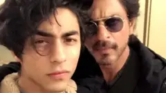 आर्यन खान शाहरुख खानसोबत