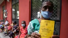  ආර්ථික අර්බුදය විසින් සැලකිය යුතු ජනතාවක් අලුතින් දිළිඳුබවට ඇද දමන ලදි.