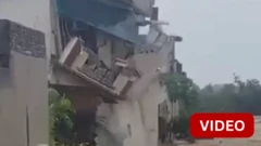 காணொளி: பஞ்சாபில் கனமழையால் இடிந்து விழுந்த வீடு