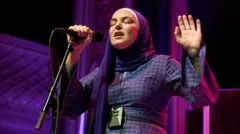 Шинейд О’Коннор во время выступления в 2020