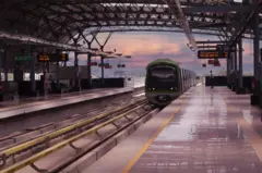 সহজ যাতায়াতের পরিবহন মেট্রোরেল