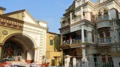 పూర్వీకుల ఇళ్లు