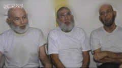ثلاث رهائن، رجال مسنون