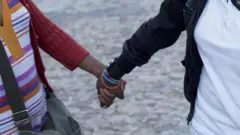 Ọkunrin ati obinrin to jẹ ololufẹ