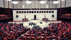 Suça sürüklenen çocuklara yönelik düzenleme Meclis'e sunuldu haber görseli