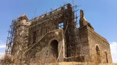የጉዛራ ቤተ መንግሥት ኢትዮጵያን ከ1556-1589 ዓ.ም ድረስ በመሯት በአፄ ሰርፀ ድንግል የታነፀ ነው
