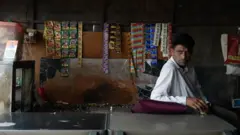 કાવડયાત્રા, બીબીસી, ગુજરાતી, ધર્મ, બીબીસી ગુજરાતી, હિન્દુ ધર્મ, મુસ્લિમ, ઇસ્લામ, ઉત્તર પ્રદેશ, ધાર્મિક યાત્રા