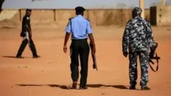 Foto of Nigeria police officers