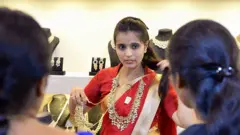 బంగారం, వెండి ధరల తగ్గుదల