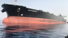 نفتکش ایرانی که دچار نقص فنی شده بود، از حدود دو ماه پیش در بندر جده عربستان سعودی است