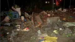 पुण्यात भिंत कोसळली