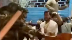 নুরুল হক নুরকে লাঠিচার্জের দৃশ্য