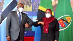 Rais wa Botswana Mokgweetsi Masisi na Rais wa Tanzania, Samia Suluhu Hassan