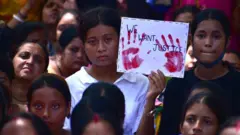 Permerkosaan beramai-ramai di India 