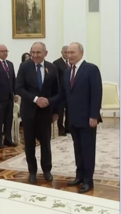 Putin və Paşinyan