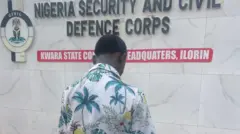 Afurasi lẹyin ti ọwọ NSCDC tẹ ẹ tan