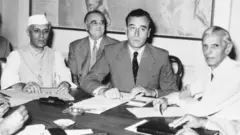 যে টেবিলে ভারতবর্ষের ভবিষ্যত নির্ধারণ হয়েছিল।